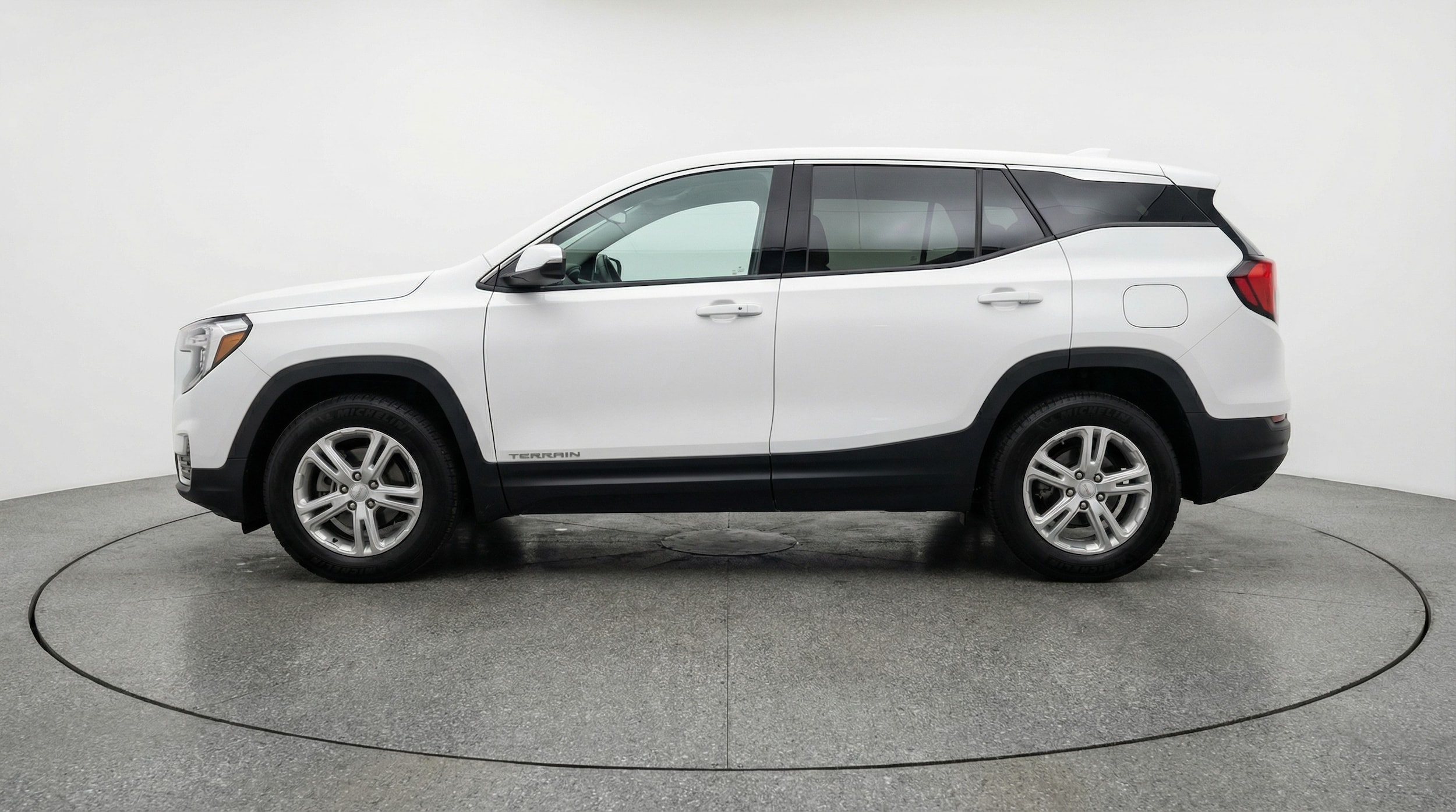 Thumbnail: 2024 GMC Terrain - 4