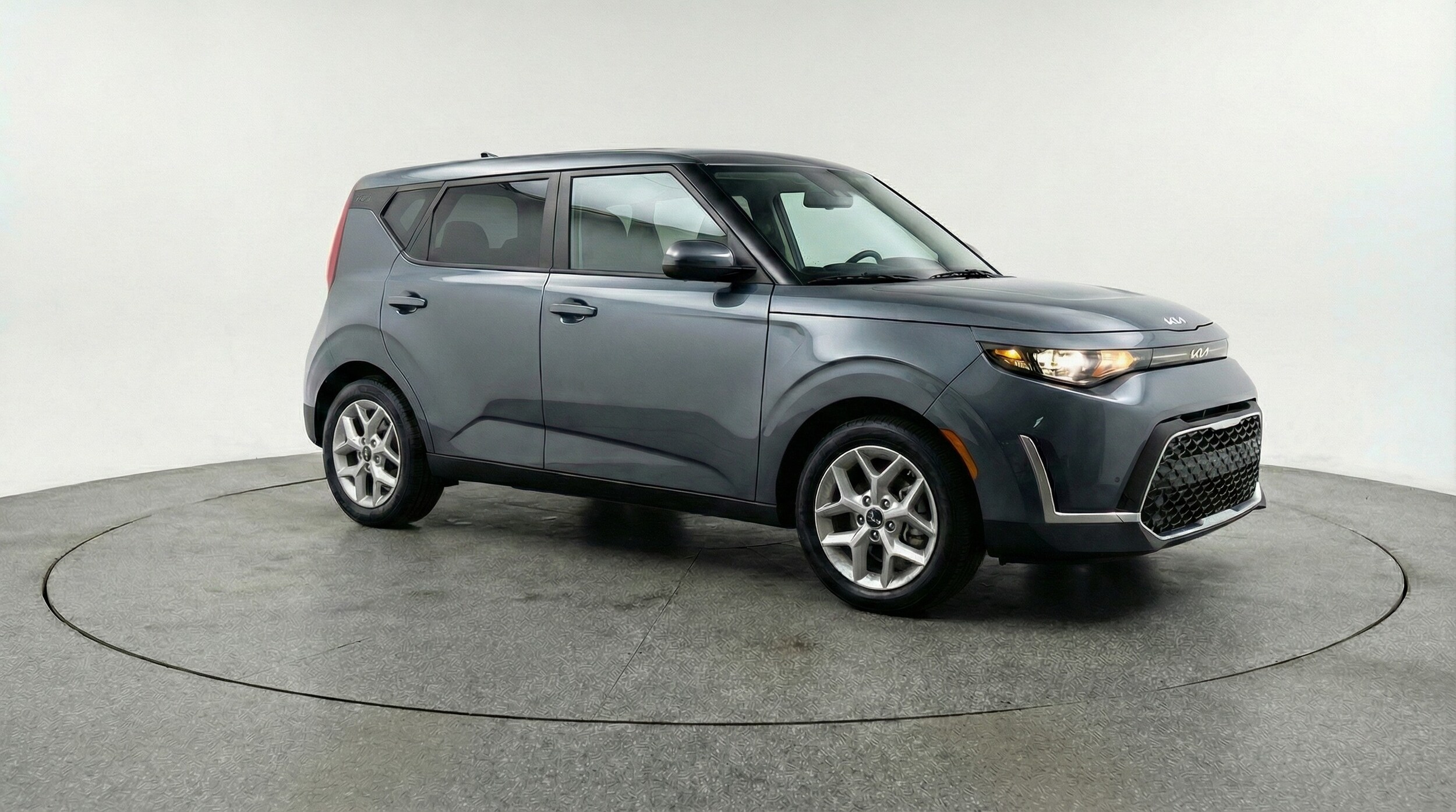 Thumbnail: 2025 Kia Soul - 1