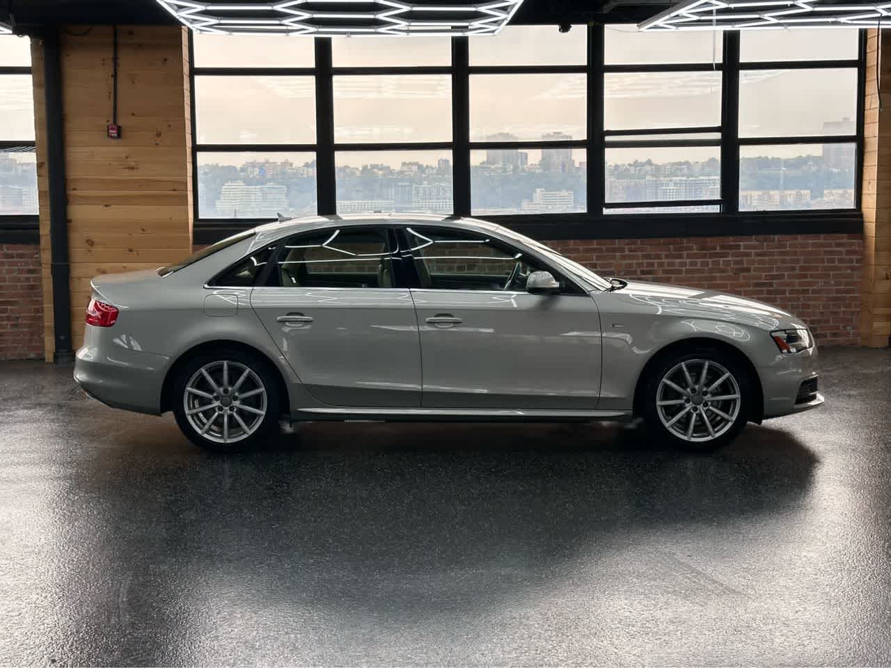 2015 Audi A4 Quattro Premium Plus photo 2