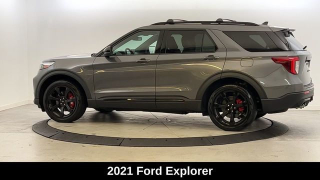 Used 2021 Ford Explorer ST with VIN 1FM5K8GC3MGB48621 for sale in New York, NY