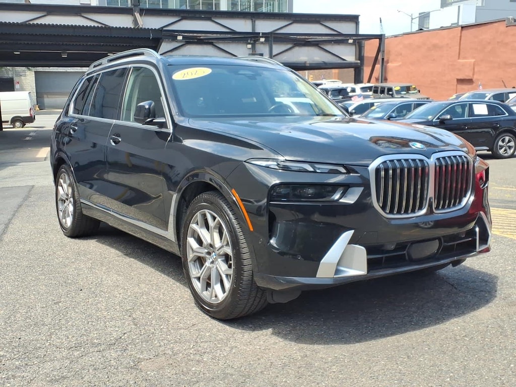 Used 2025 BMW X7 xDrive40i SUV