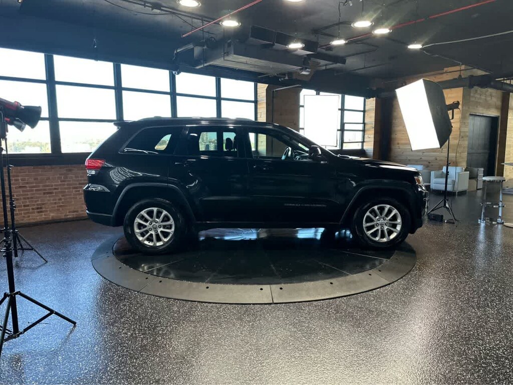 Used 2014 Jeep Grand Cherokee Laredo 4x4 SUV