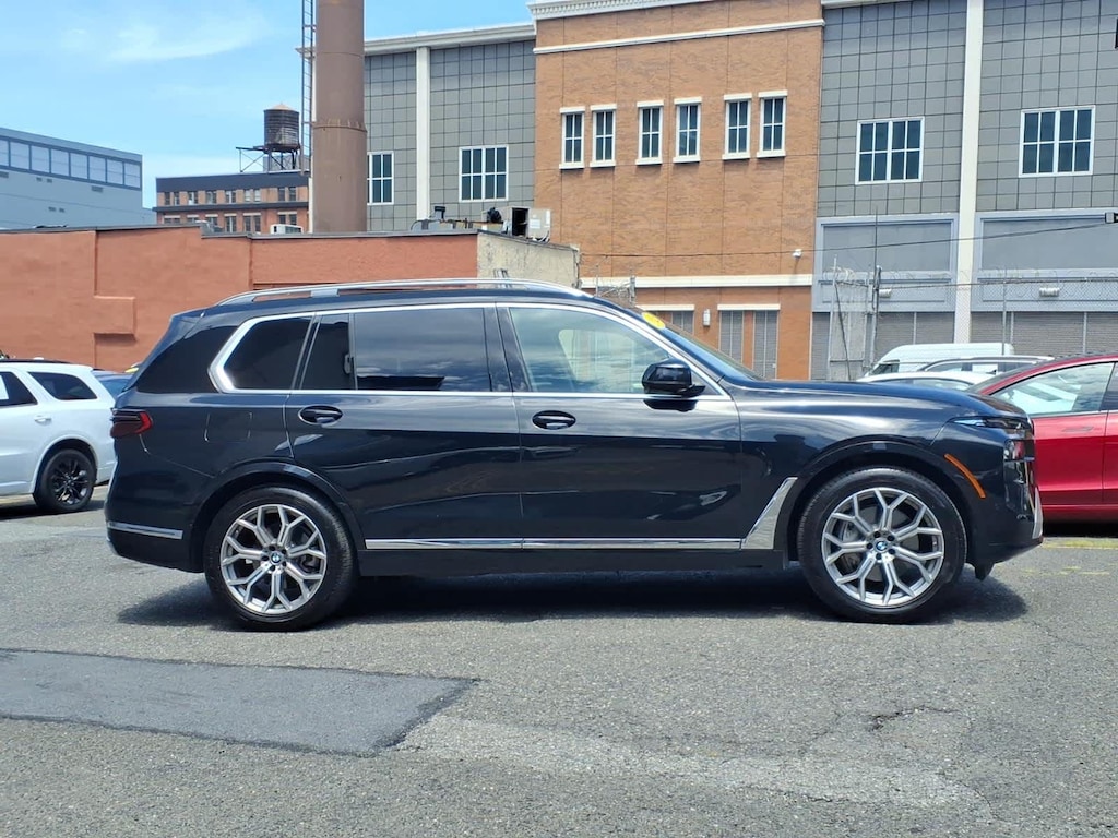 Used 2025 BMW X7 xDrive40i SUV