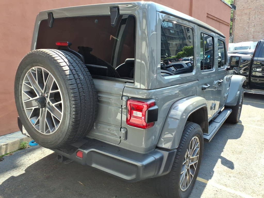 Used 2023 Jeep Wrangler 4xe Sahara SUV