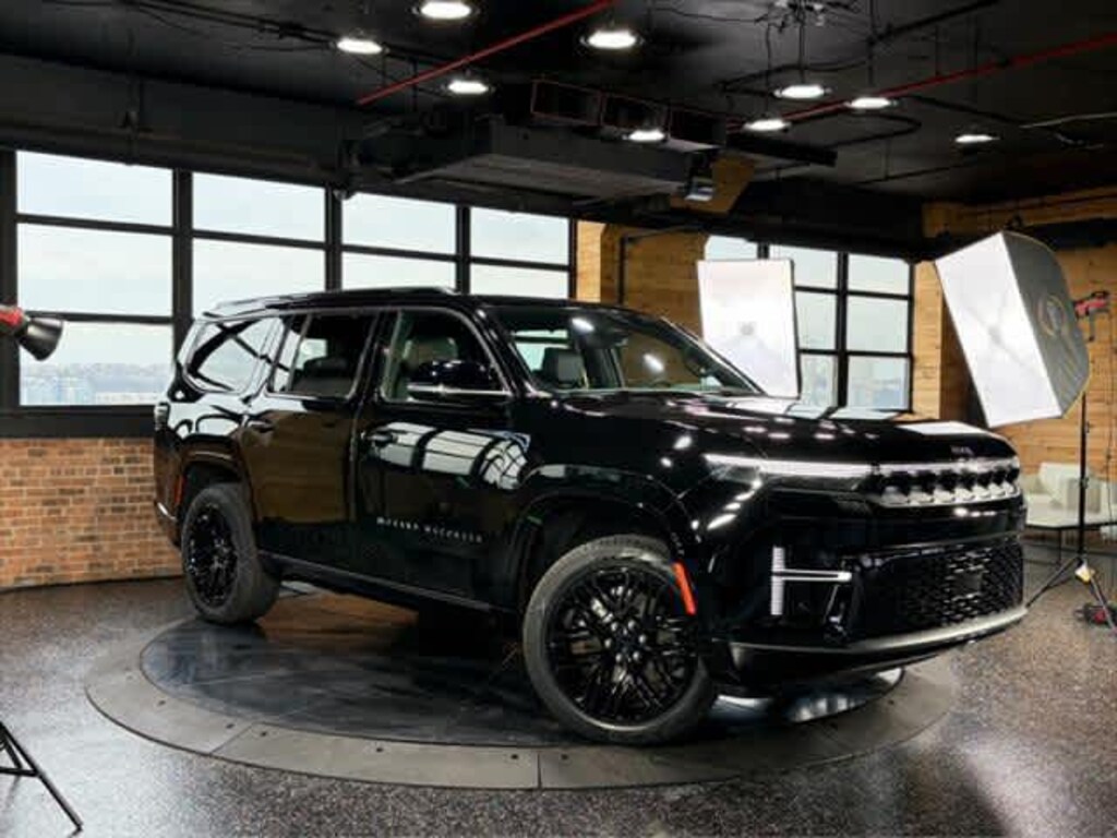 New 2026 Jeep Grand Wagoneer LIMITED RESERVE 4X4 Sport Utility