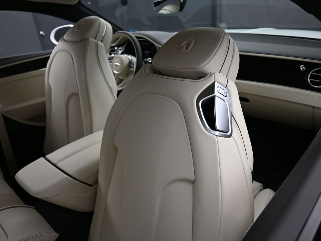 2024 Bentley Continental GT - Photo 23