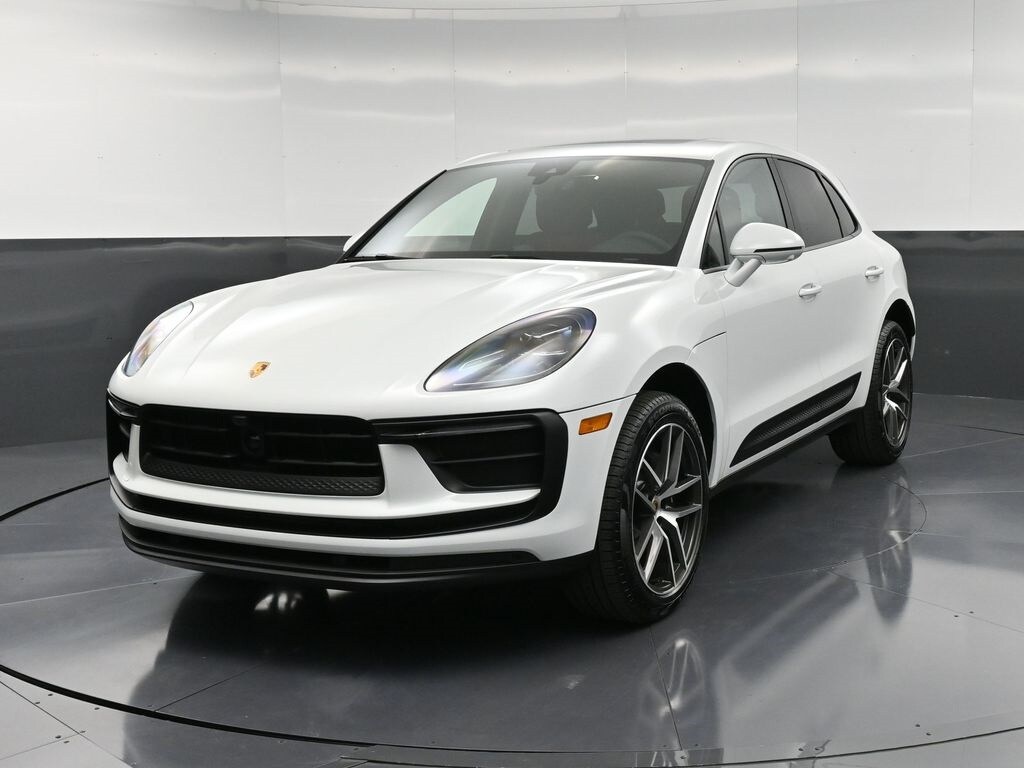New 2026 Porsche Macan SUV
