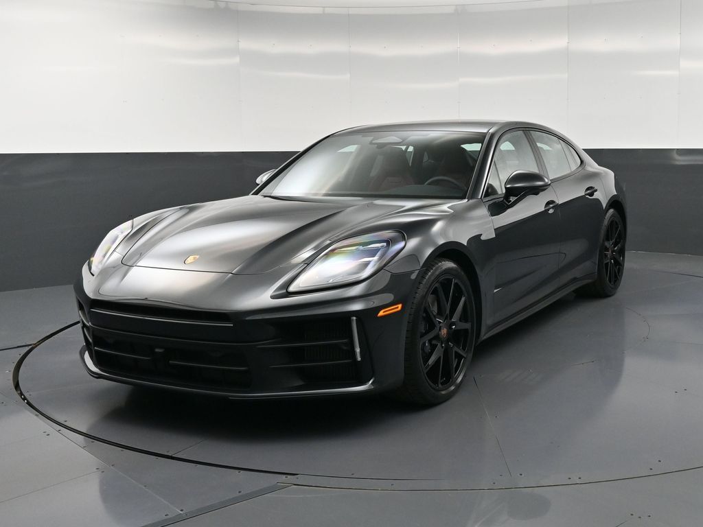 2026 Porsche Panamera 4