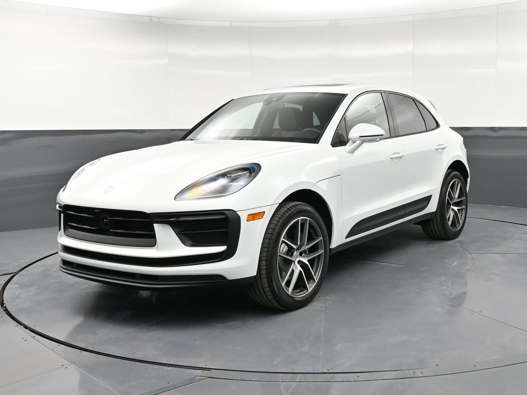 2026 Porsche Macan