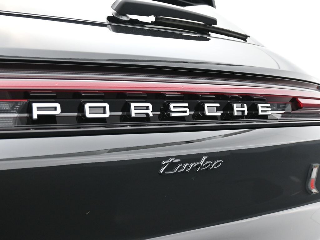 2026 Porsche Cayenne Turbo E-Hybrid - Photo 13