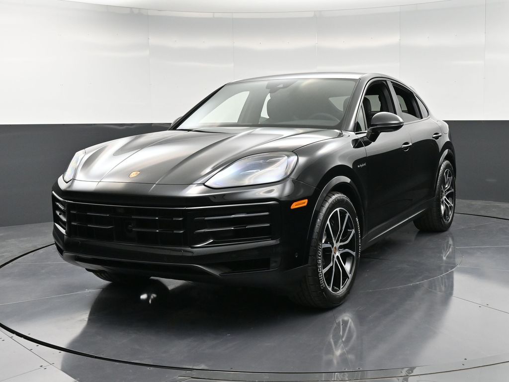 2025 Porsche Cayenne E-Hybrid's photo