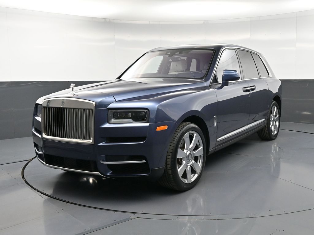 2024 Rolls-Royce Cullinan -'s photo