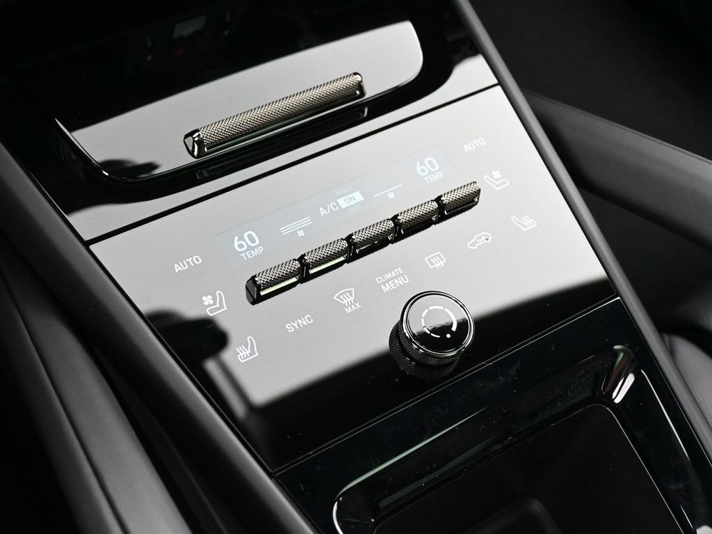 2026 Porsche Cayenne Turbo E-Hybrid - Photo 22