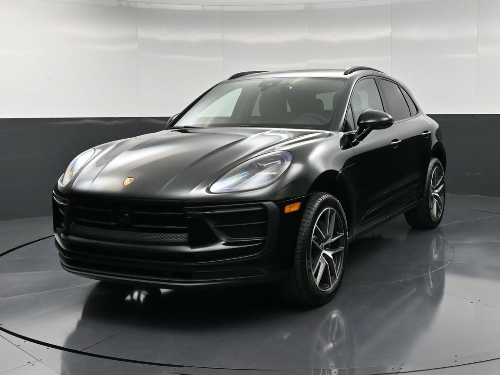2026 Porsche Macan