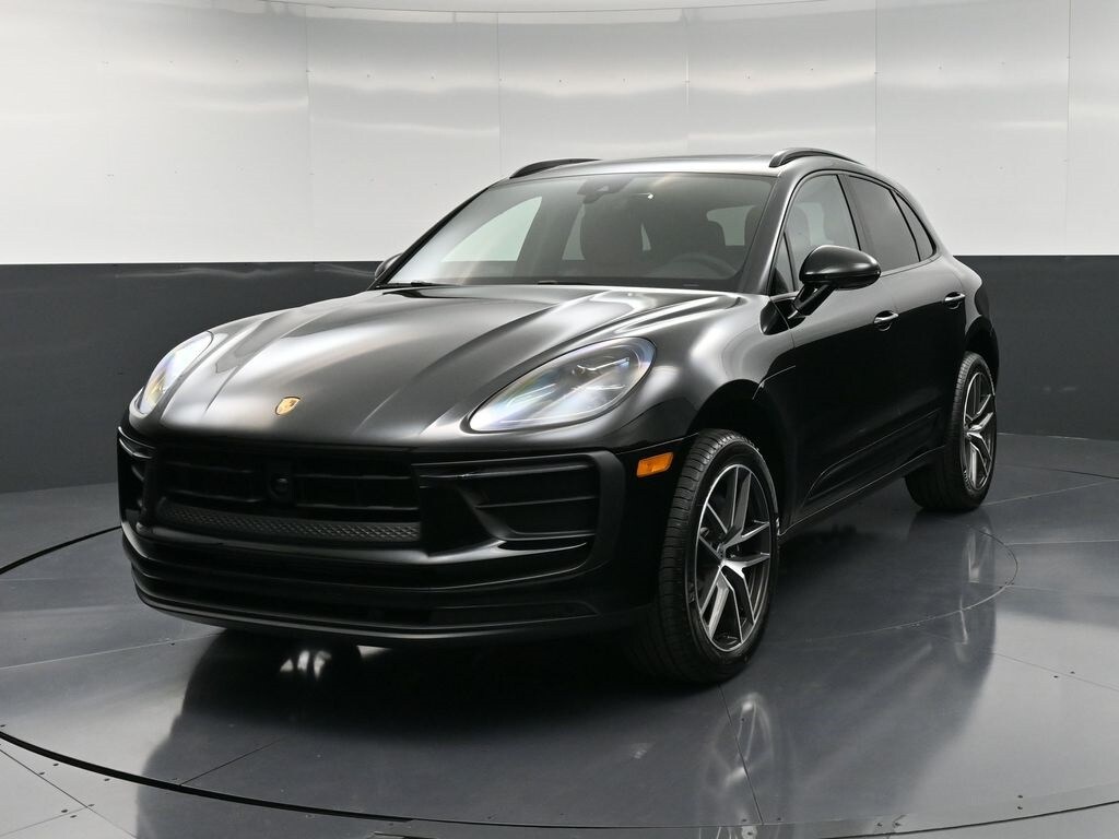 New 2026 Porsche Macan SUV
