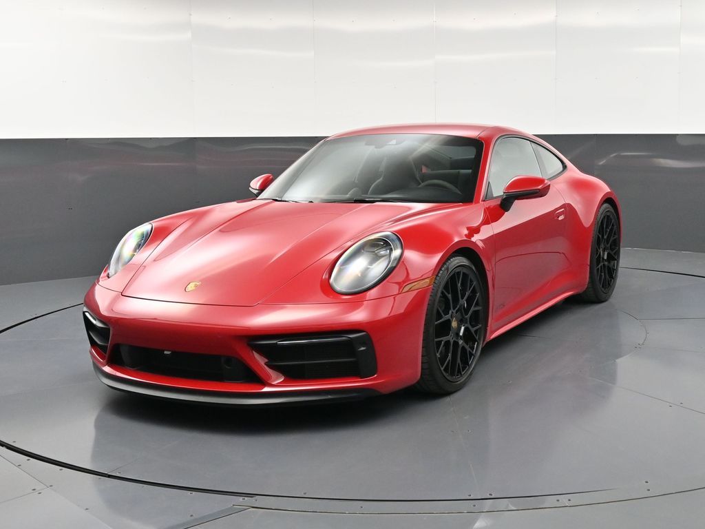 2024 Porsche 911 GTS