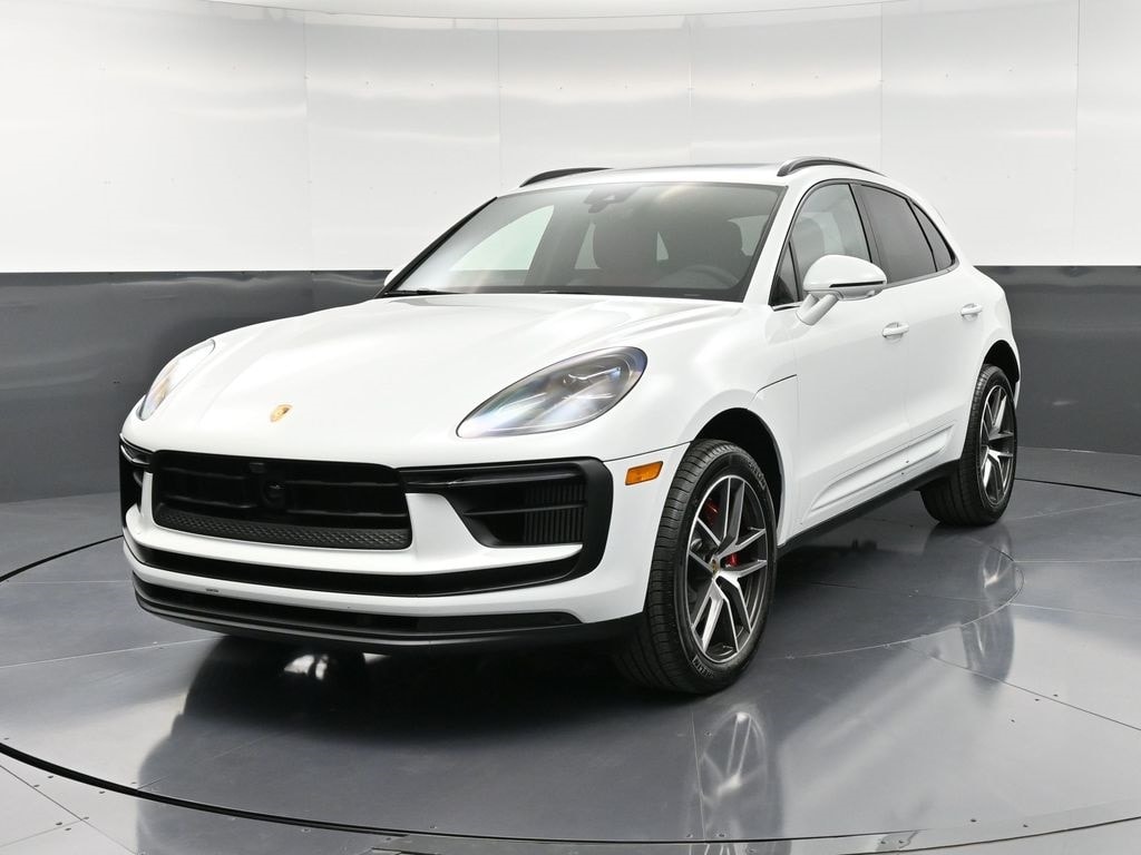 2026 Porsche Macan S