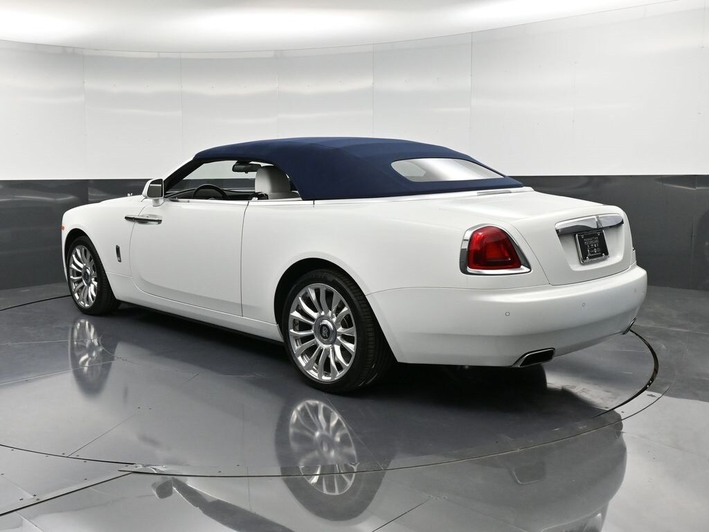 2020 Rolls Royce Dawn photo 3