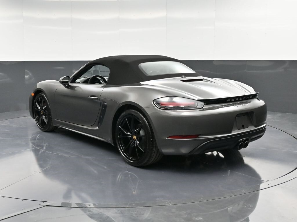 2025 Porsche Boxster photo 3