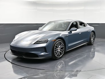 2025 Porsche Taycan 4 Sedan