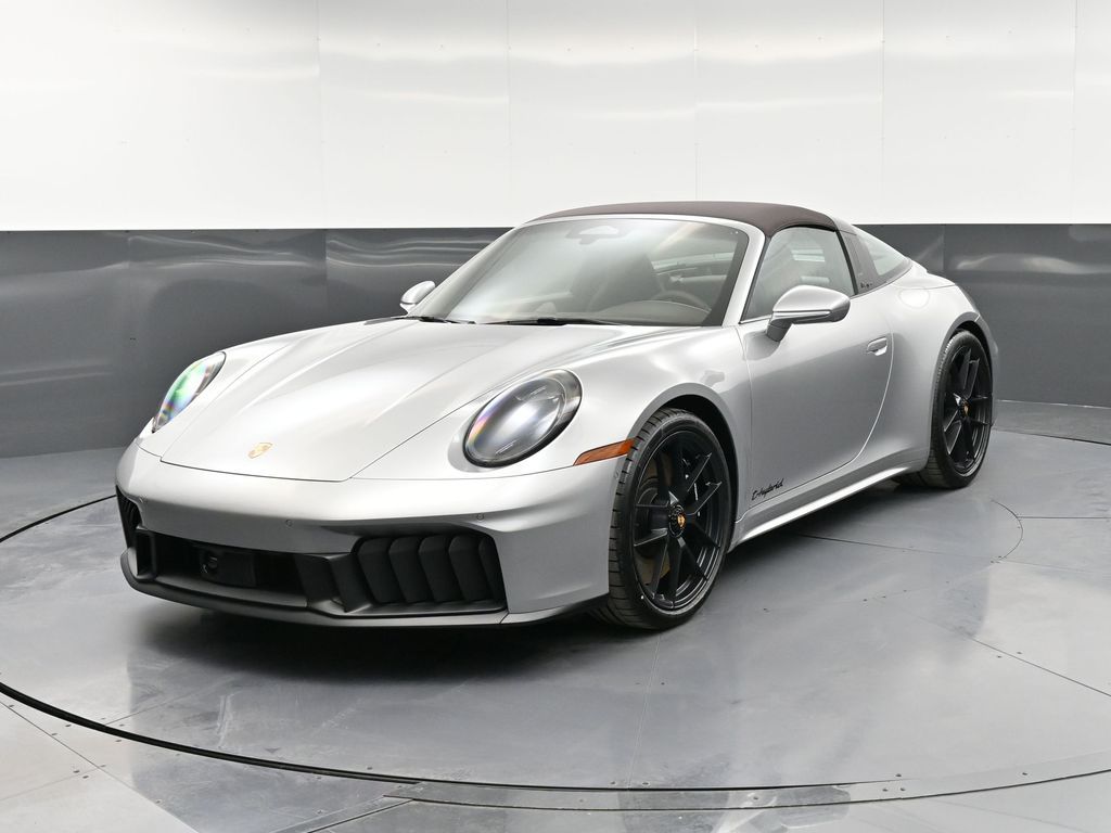 2026 Porsche 911 GTS