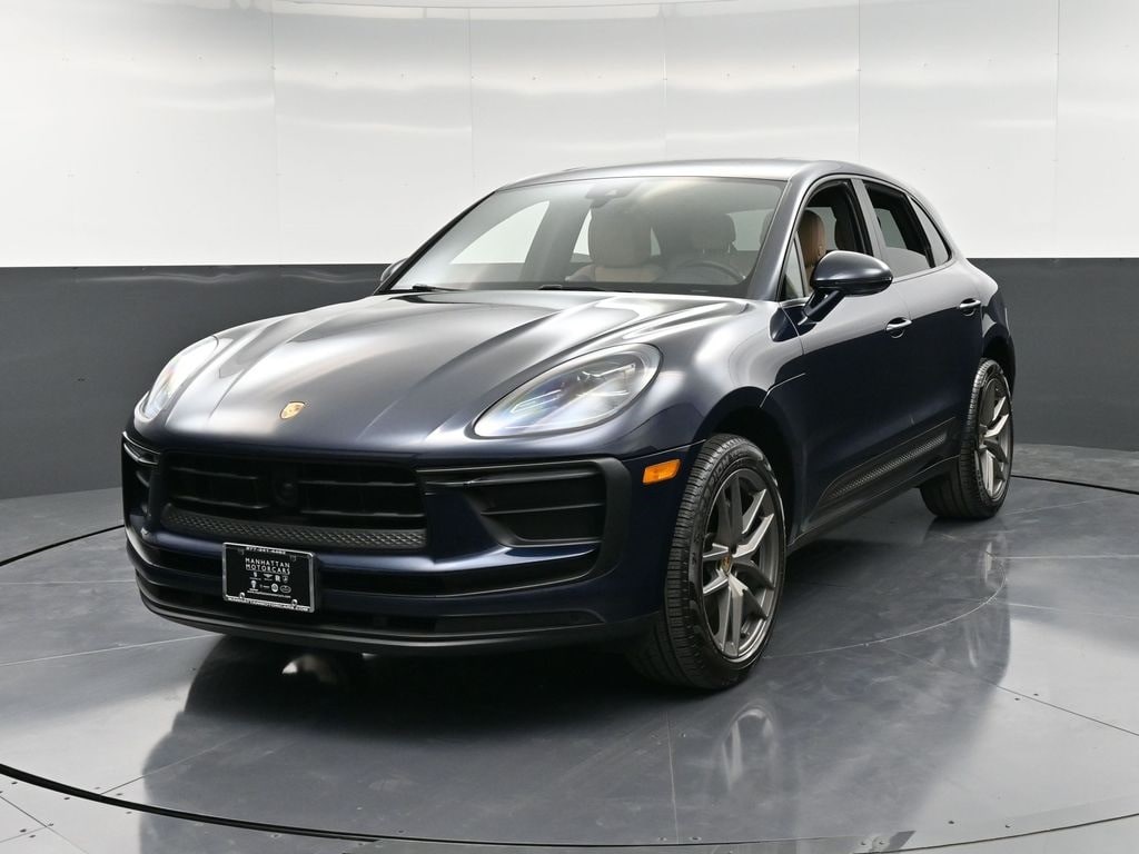2023 Porsche Macan T