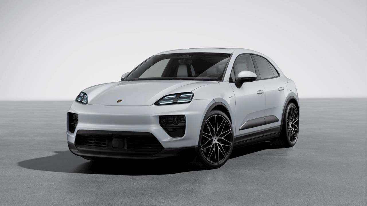 2026 Porsche Macan Base