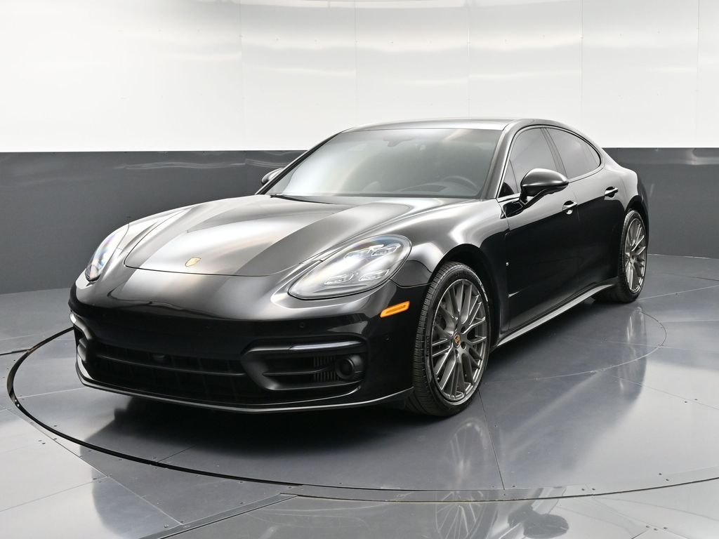 2022 Porsche Panamera 4 Platinum Edition's photo