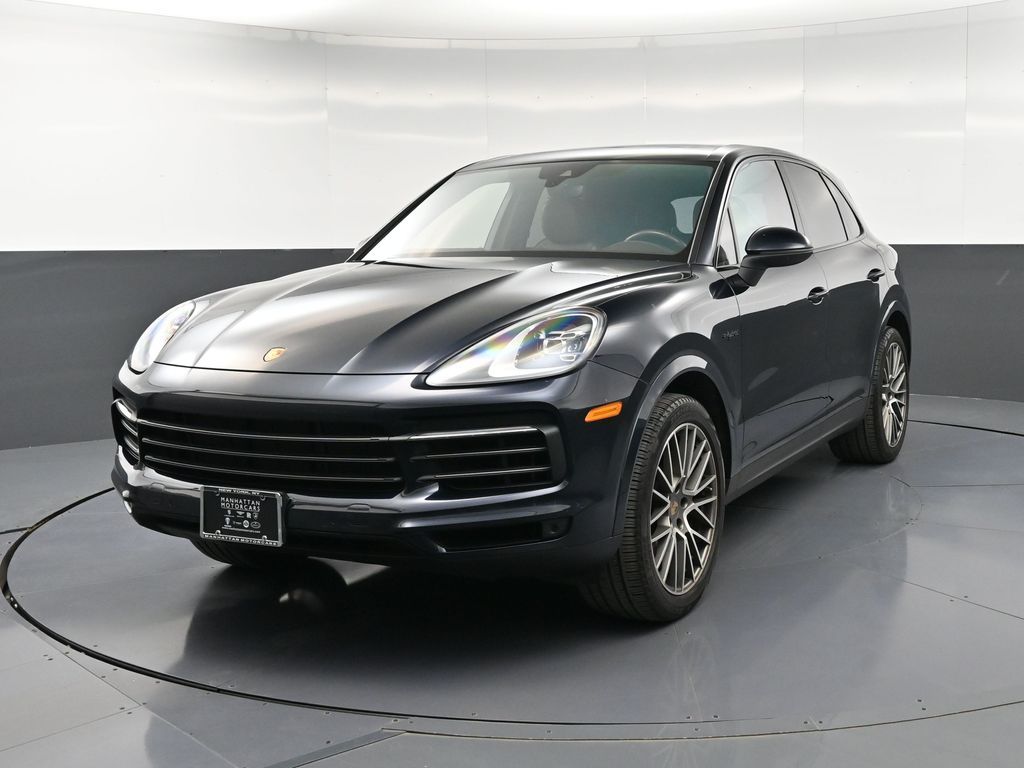 2023 Porsche Cayenne E-Hybrid's photo