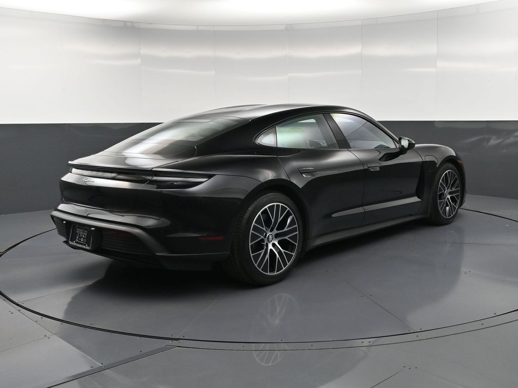 2021 Porsche Taycan 6