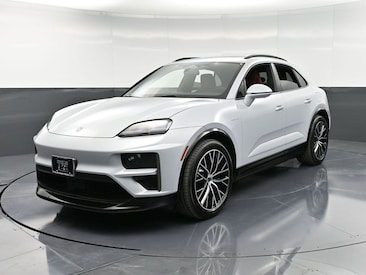 2025 Porsche Macan Electric Turbo SUV