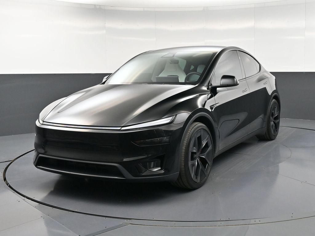 2026 Tesla Model Y's photo