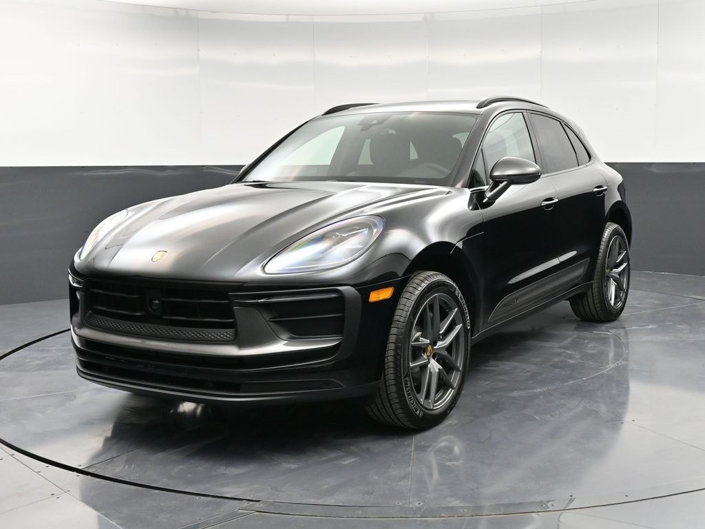 2026 Porsche Macan T