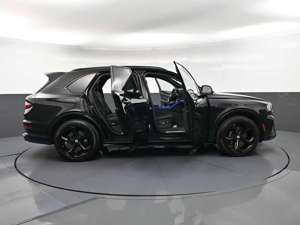 2025 Bentley Bentayga S - Photo 38