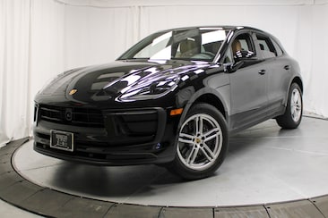 2025 Porsche Macan SUV