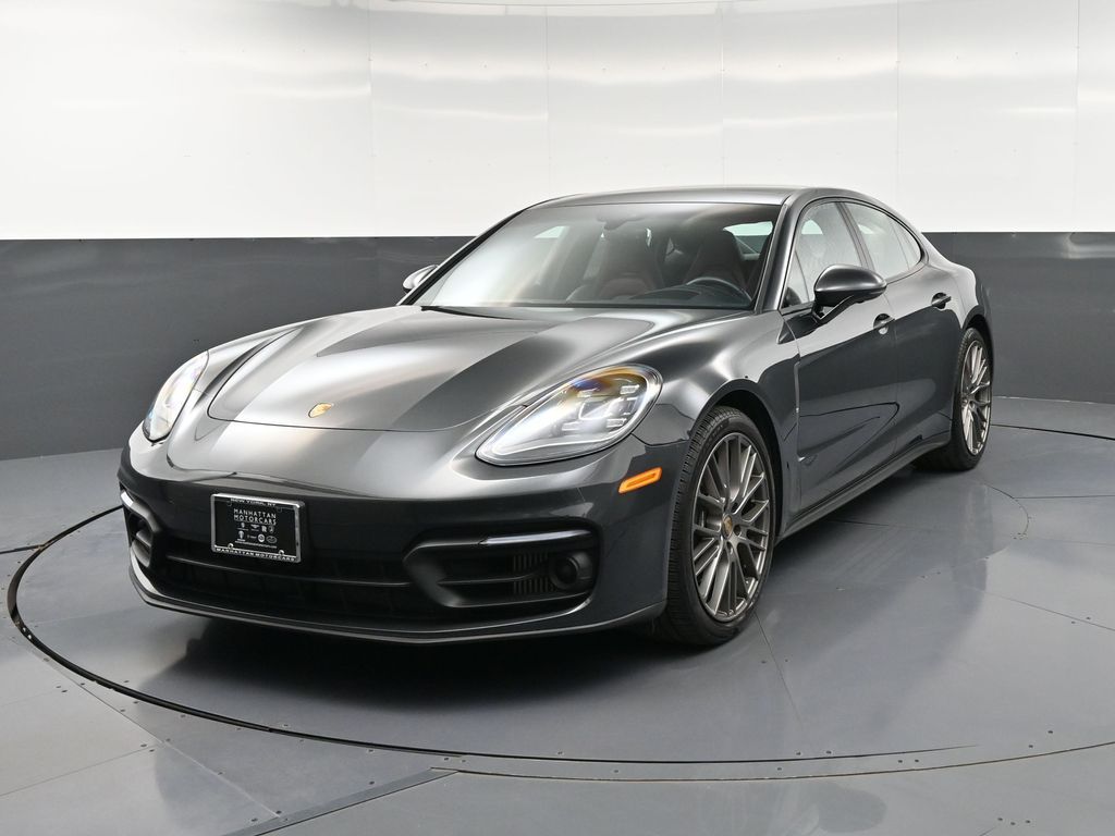 2023 Porsche Panamera Platinum Edition