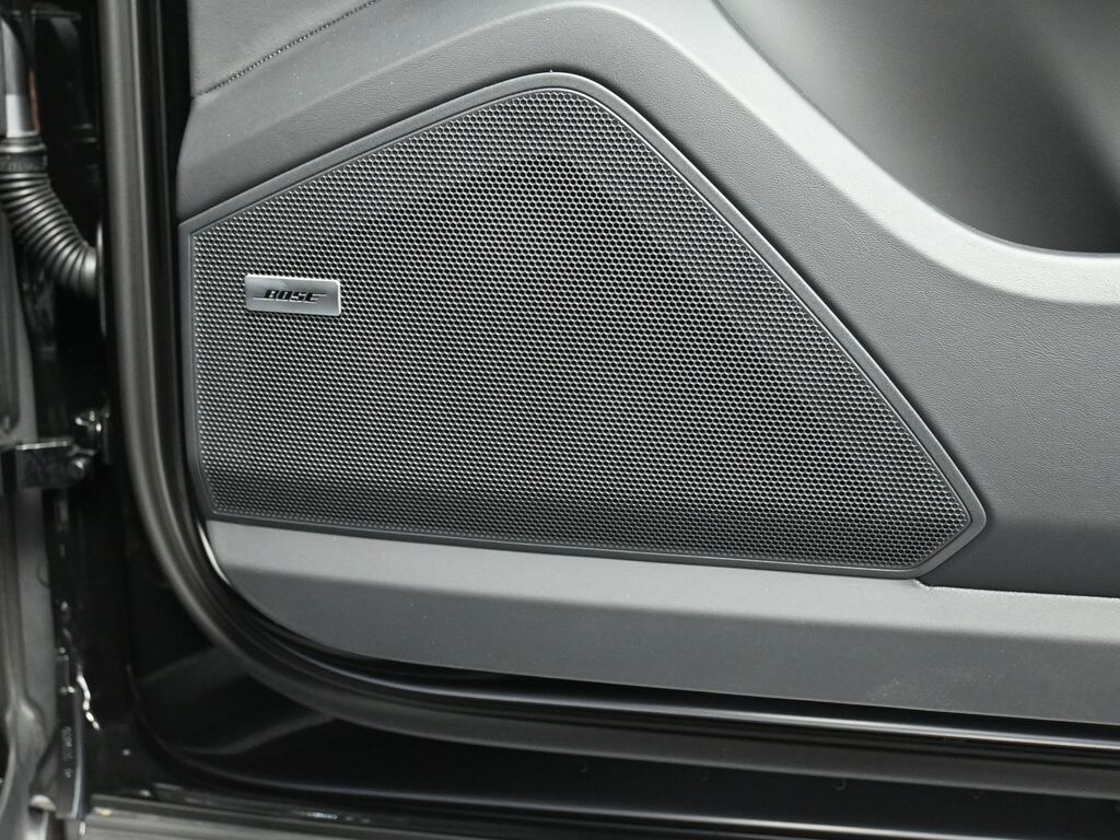 2026 Porsche Cayenne Turbo E-Hybrid - Photo 30