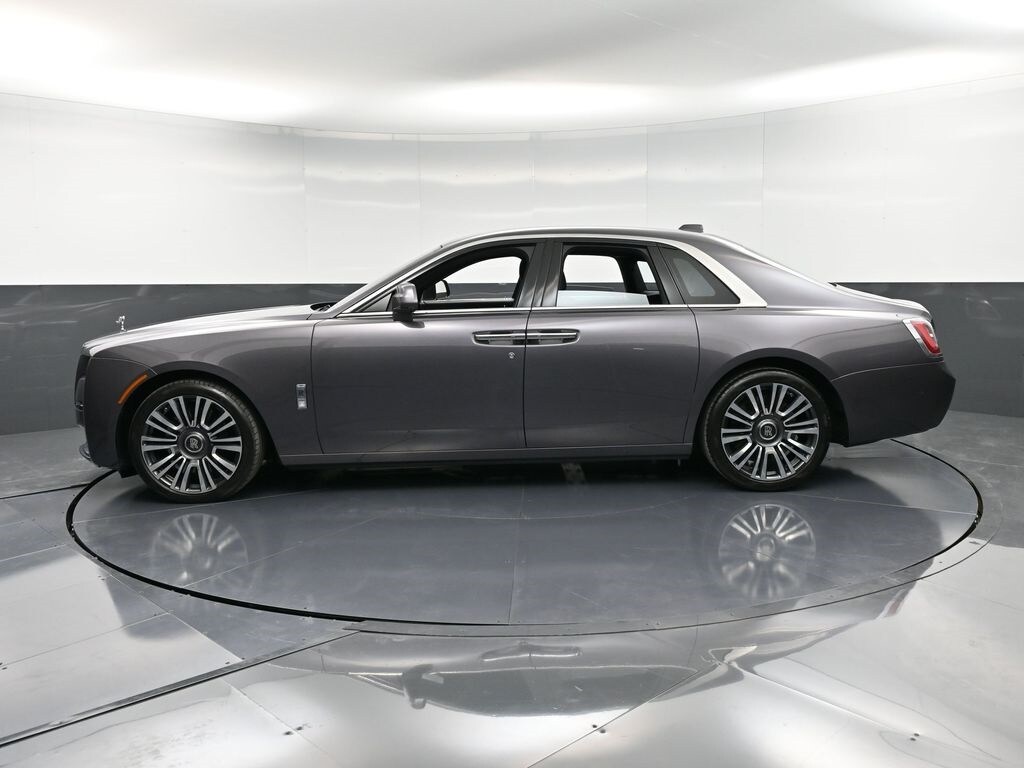 2023 Rolls Royce Ghost photo 2