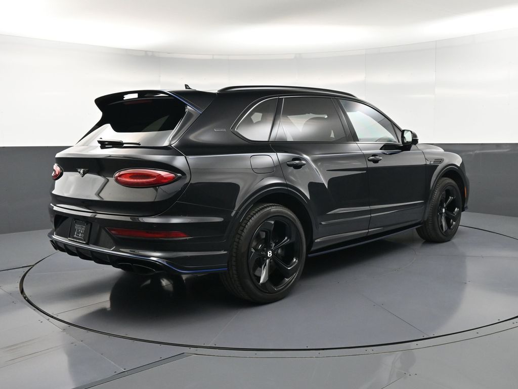 2025 Bentley Bentayga S - Photo 6