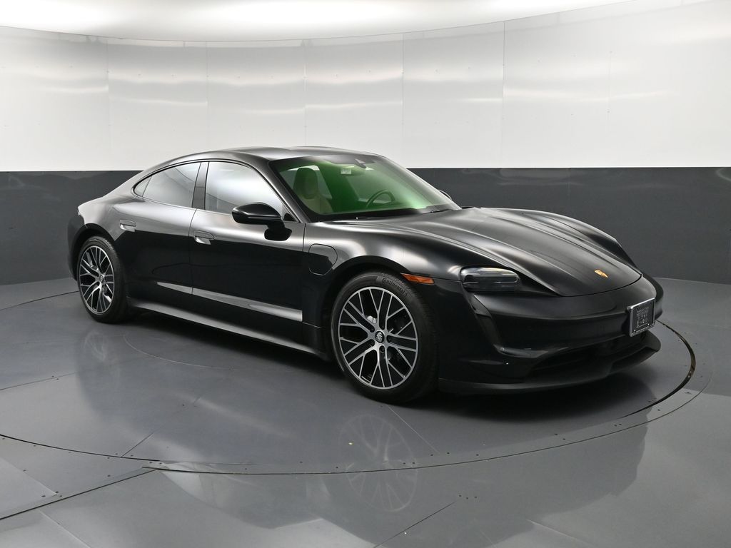 2021 Porsche Taycan 8