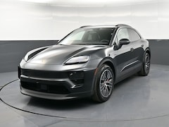 2026 Porsche Macan Electric 4S SUV
