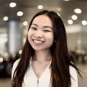 Staff member Lingbin Ye from ID_16f397