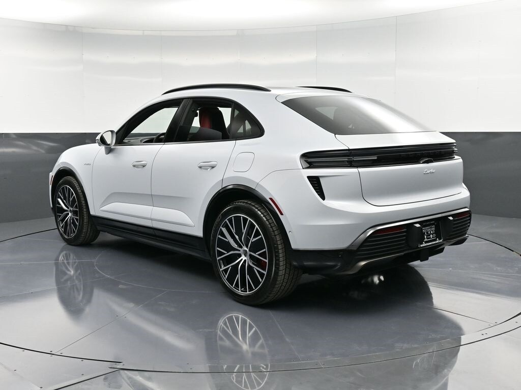 New 2025 Porsche Macan Electric Turbo SUV