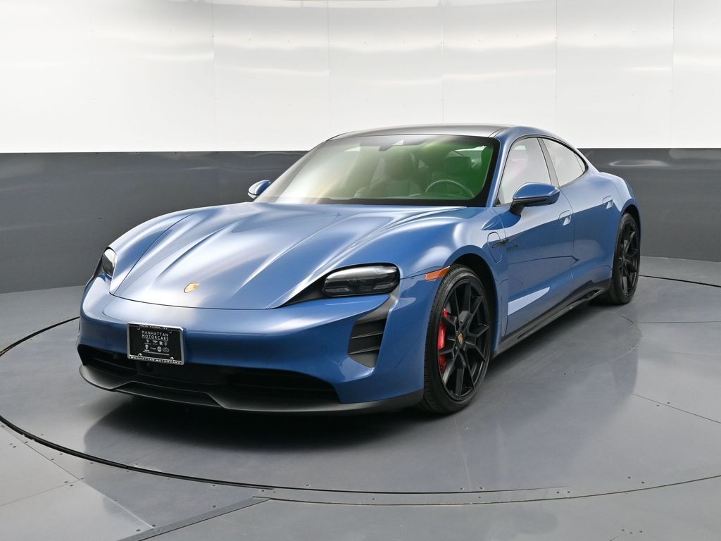 2024 Porsche Taycan GTS's photo