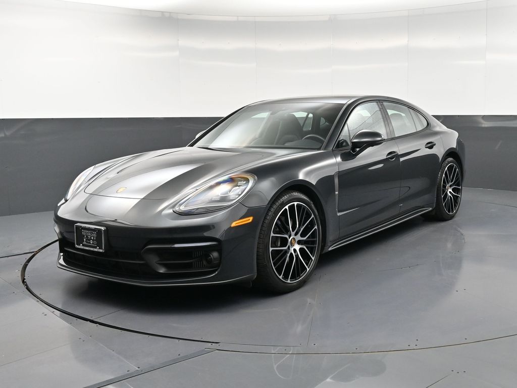 2023 Porsche Panamera Platinum Edition