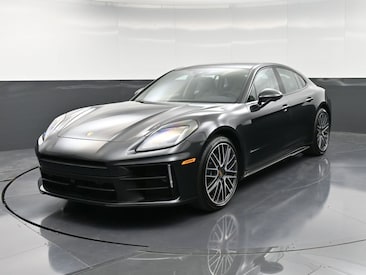 2026 Porsche Panamera 4 Hatchback
