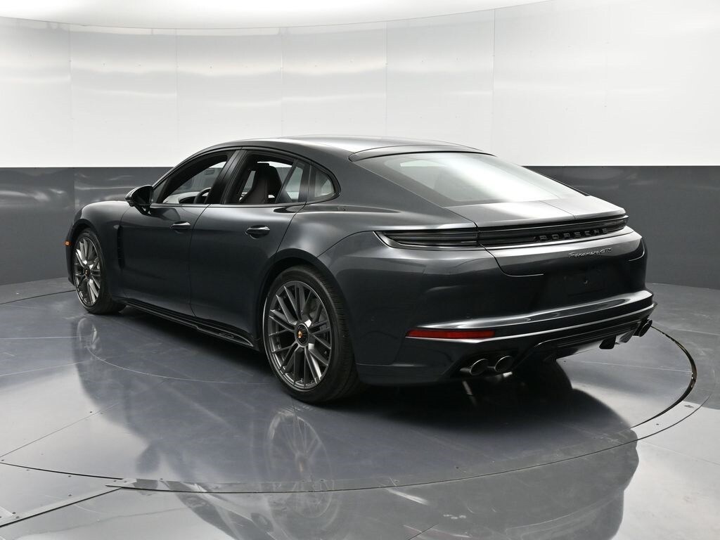 2026 Porsche Panamera GTS photo 3