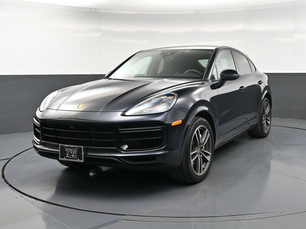 2022 Porsche Cayenne Turbo's photo