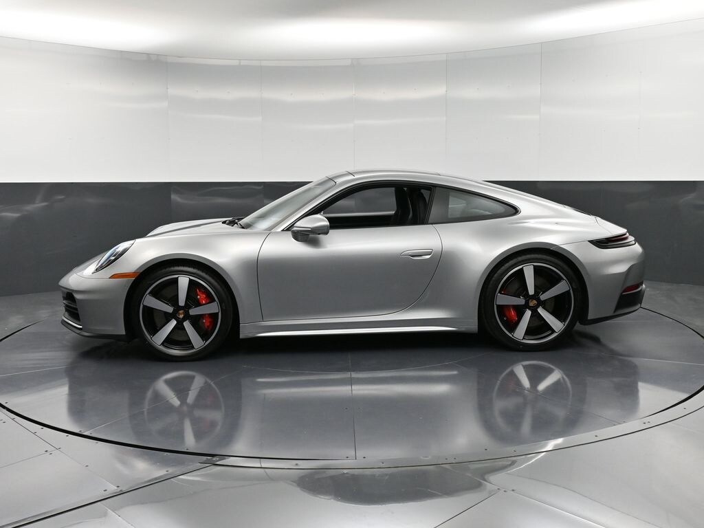 2026 Porsche 911 S photo 2