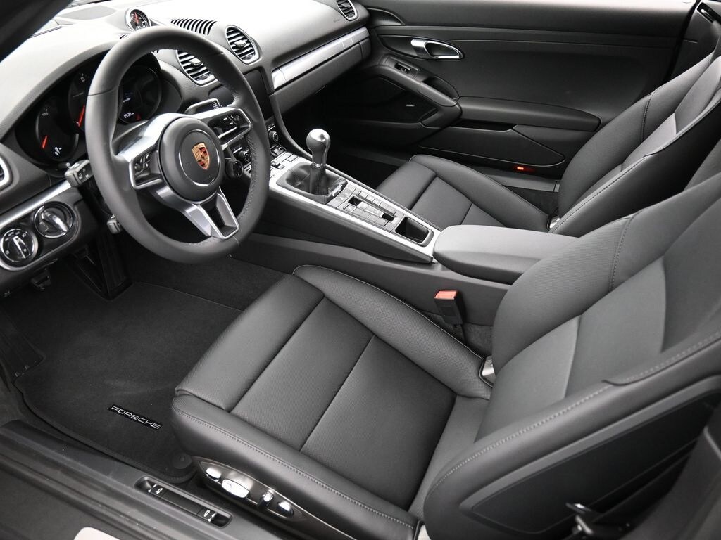 2025 Porsche Boxster photo 4